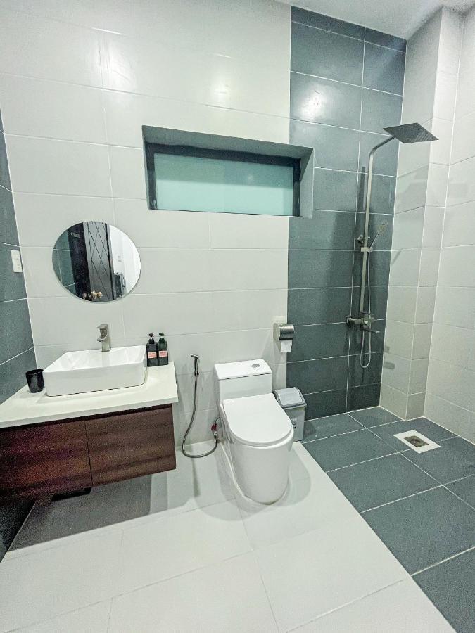 River Hotel 5 Long Xuyên المظهر الخارجي الصورة