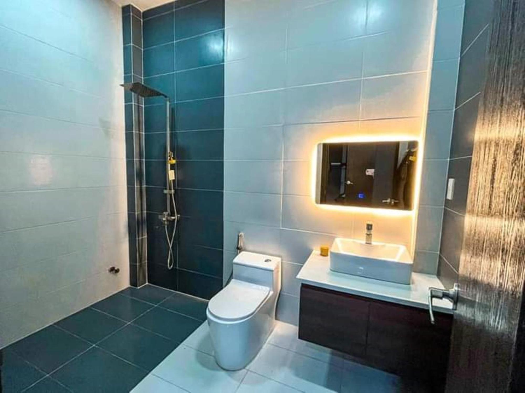 River Hotel 5 Long Xuyên المظهر الخارجي الصورة